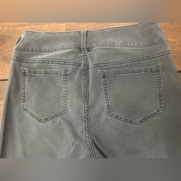 Torrid Sparkle Skinny Jeans - Picture 6 of 7